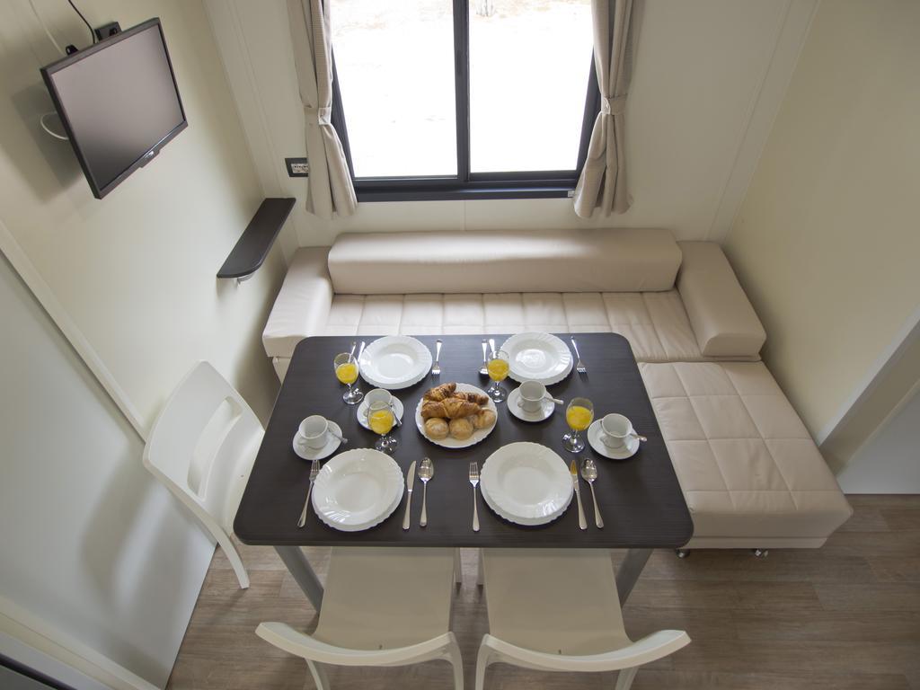 Mobile Homes Solaris Vacanceselect Šibenik Szoba fotó